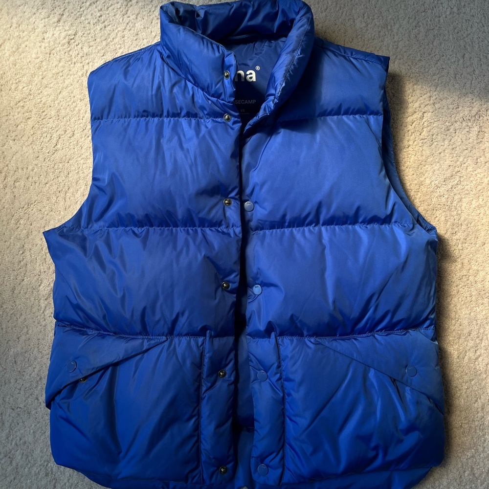 Aritzia Royal Blue Puffer Vest